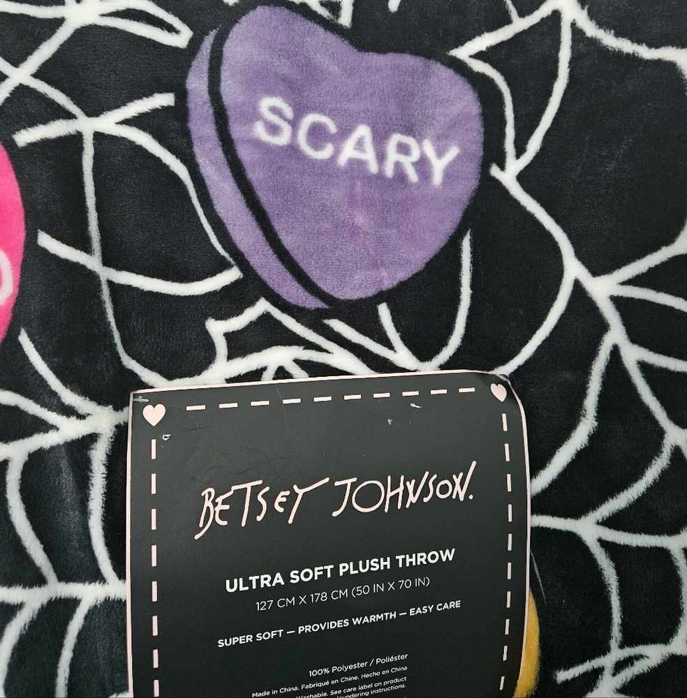 Betsey Johnson Scary Heart Plush Throw - Purple, Pink, Black
